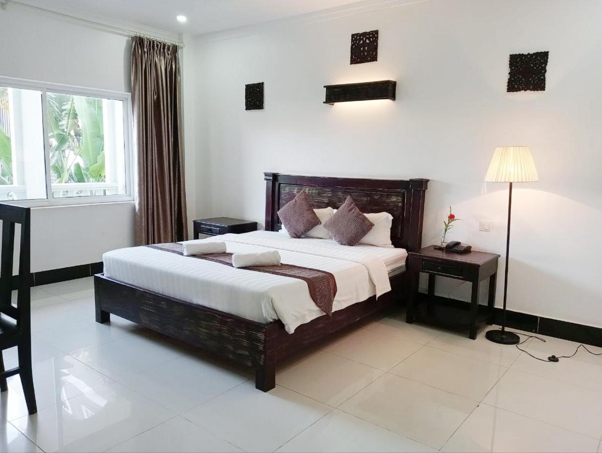Tan Sokchea Boutique Hotel Siem Reap Bagian luar foto