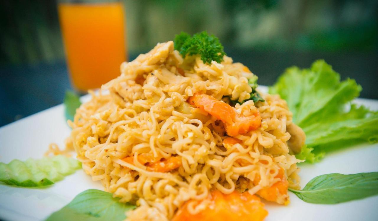 Tan Sokchea Boutique Hotel Siem Reap Bagian luar foto