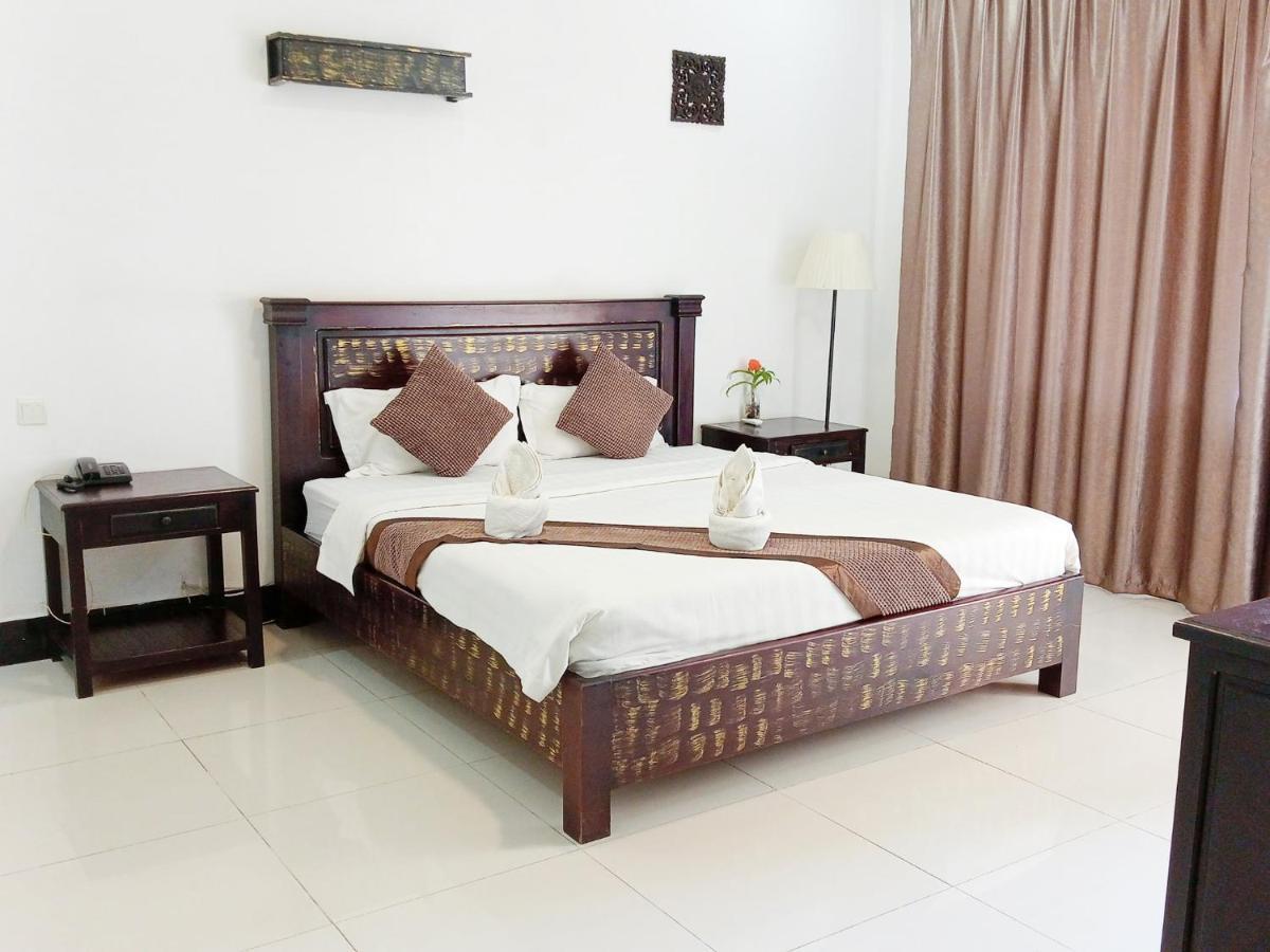 Tan Sokchea Boutique Hotel Siem Reap Bagian luar foto