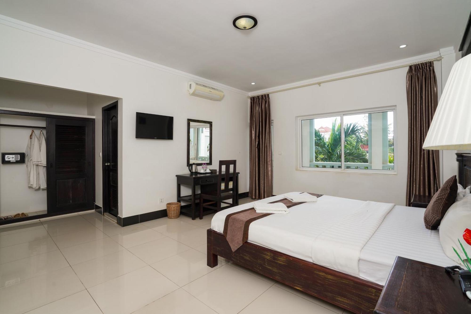 Tan Sokchea Boutique Hotel Siem Reap Bagian luar foto
