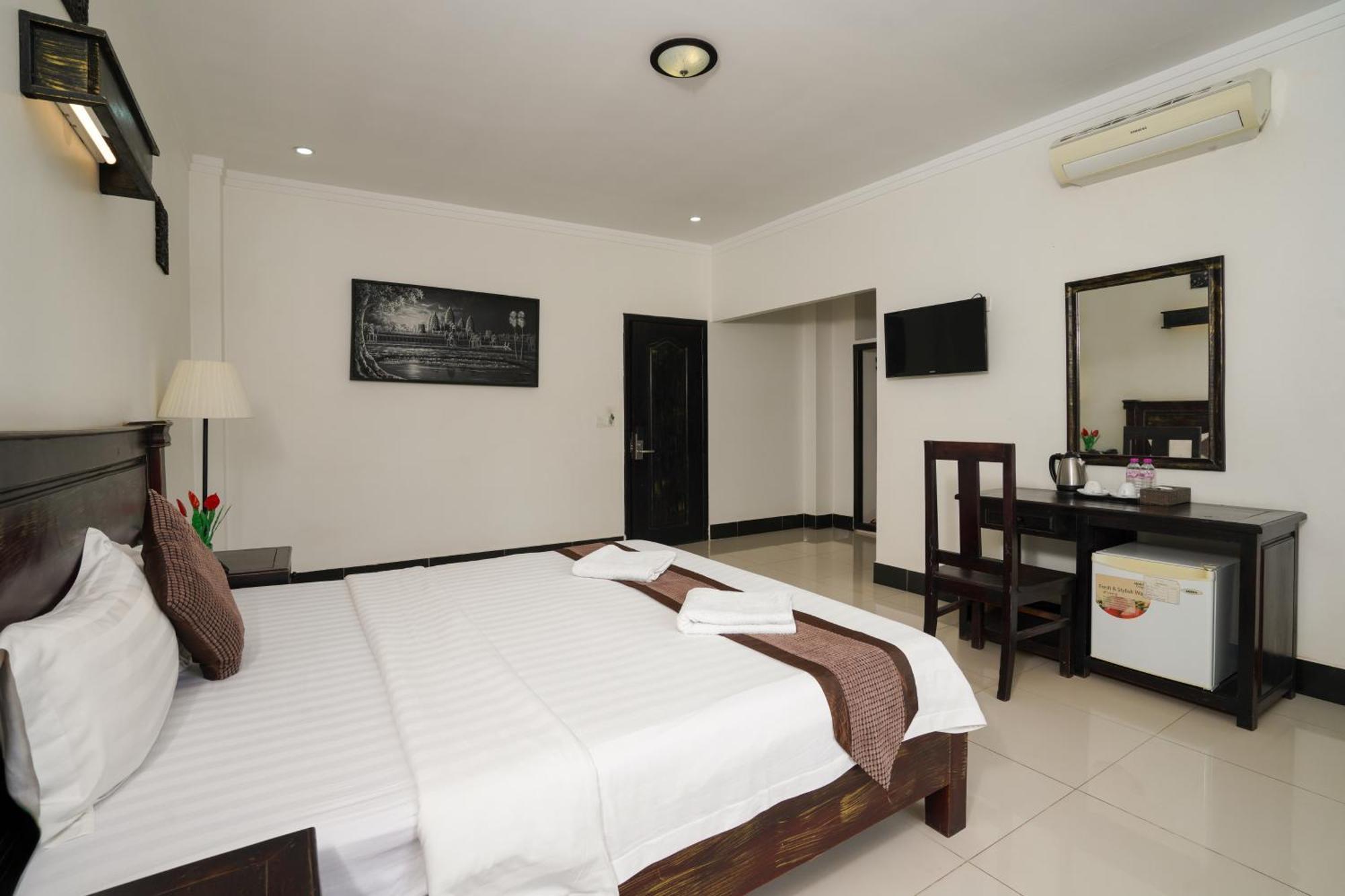 Tan Sokchea Boutique Hotel Siem Reap Bagian luar foto