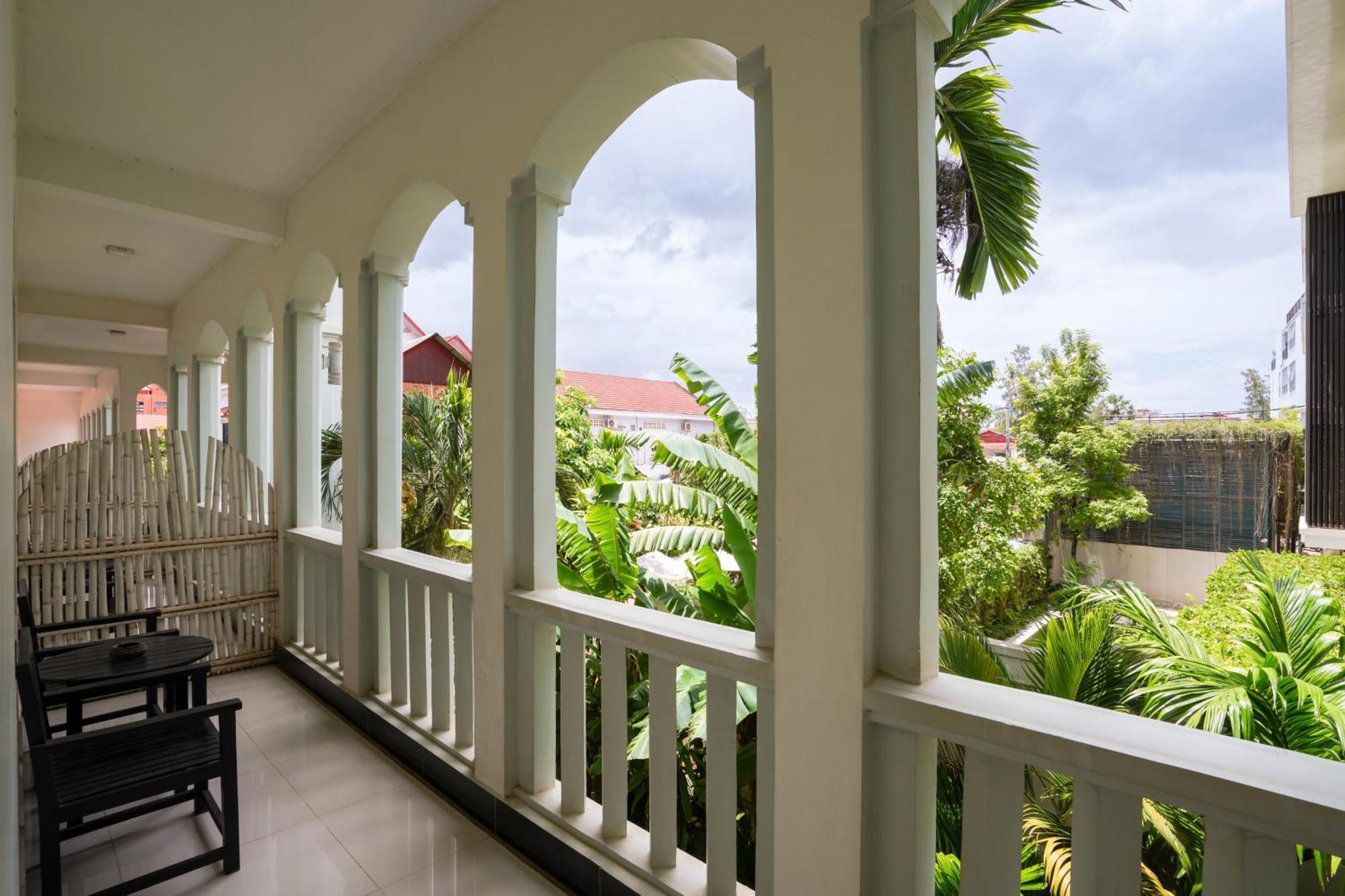 Tan Sokchea Boutique Hotel Siem Reap Bagian luar foto