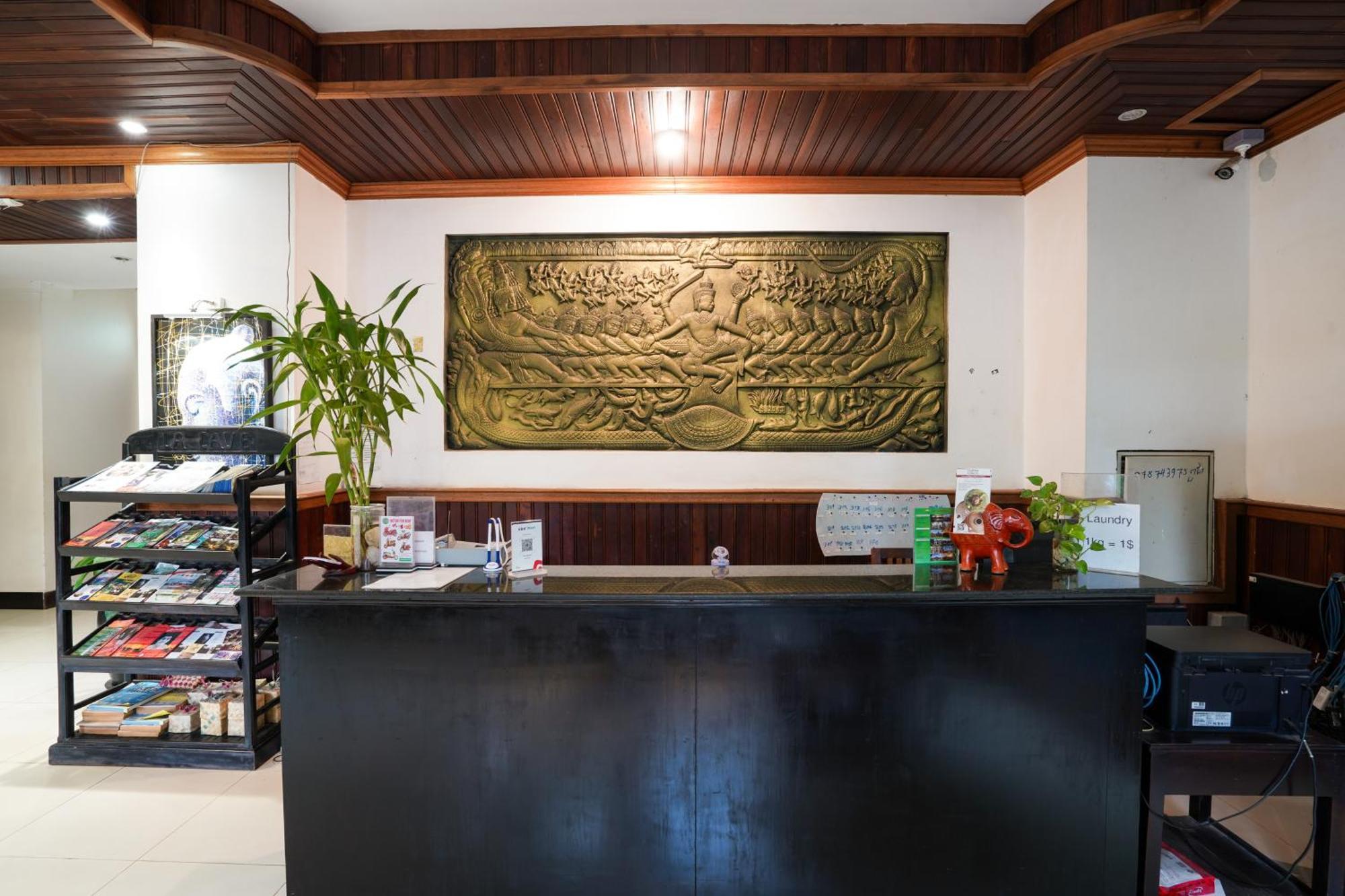 Tan Sokchea Boutique Hotel Siem Reap Bagian luar foto