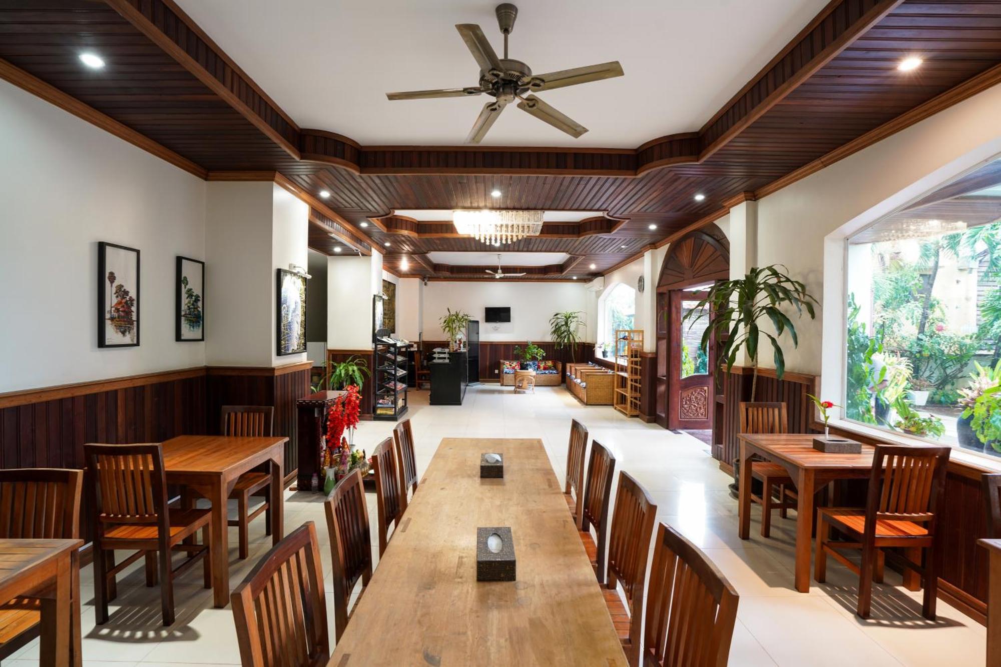 Tan Sokchea Boutique Hotel Siem Reap Bagian luar foto